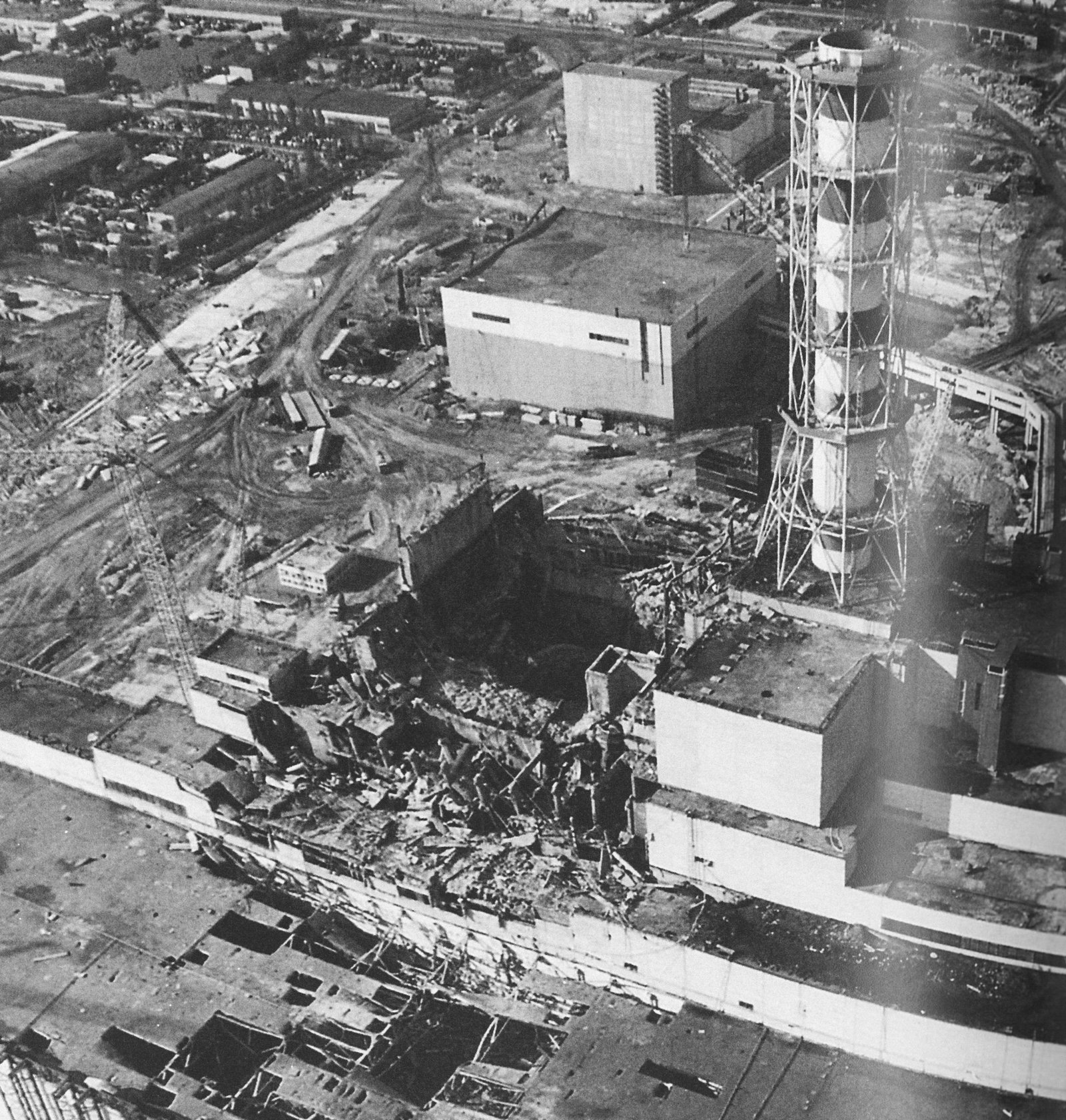 Разрушенный реакторный зал 4-го энергоблока ЧАЭС